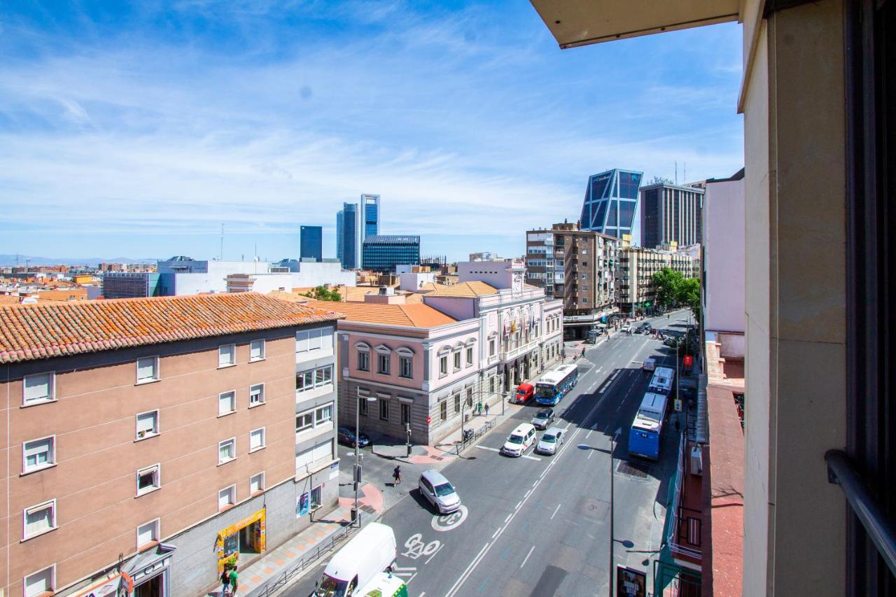 Apartamentos Castilla Luz Business Madrid Dış mekan fotoğraf