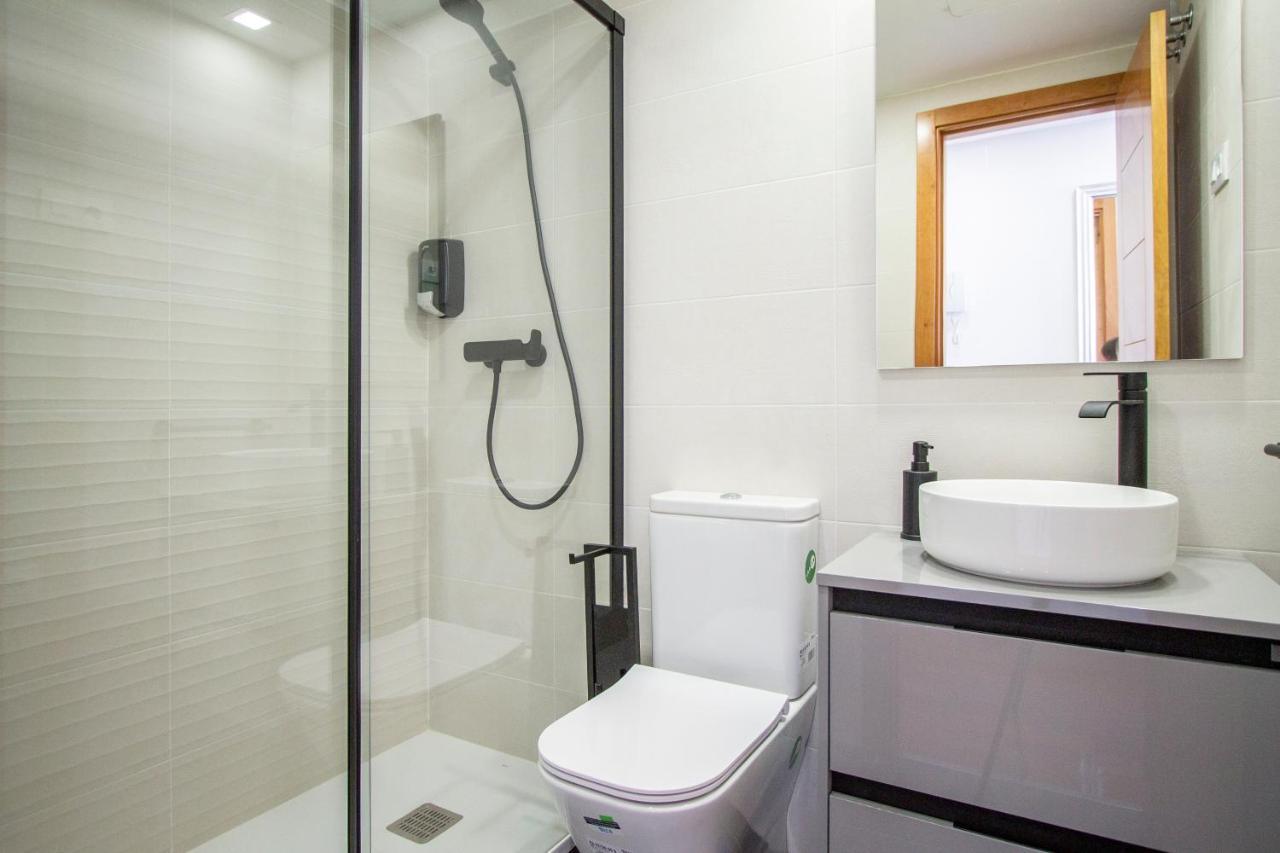 Apartamentos Castilla Luz Business Madrid Dış mekan fotoğraf