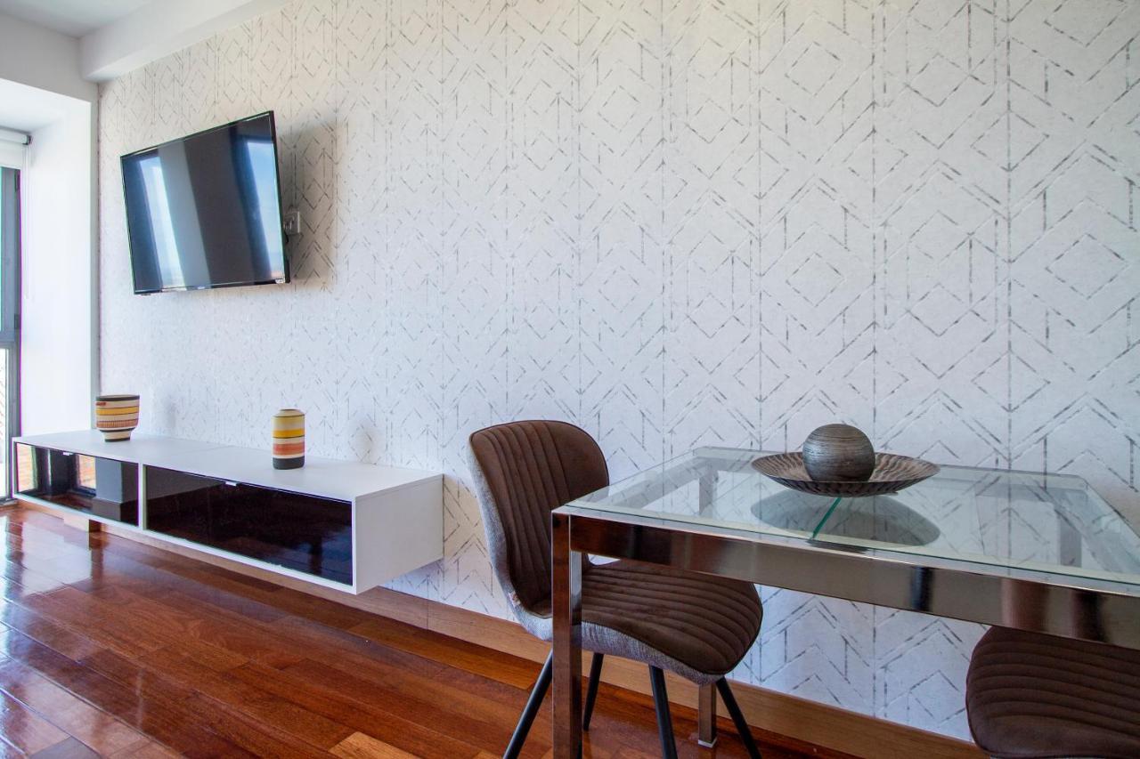 Apartamentos Castilla Luz Business Madrid Dış mekan fotoğraf