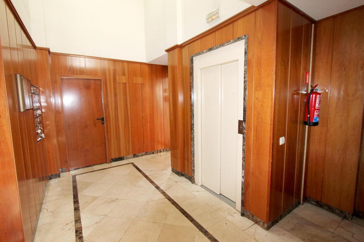 Apartamentos Castilla Luz Business Madrid Dış mekan fotoğraf