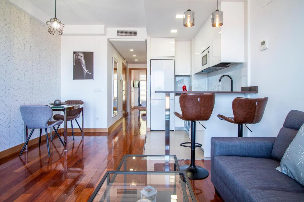 Apartamentos Castilla Luz Business Madrid Dış mekan fotoğraf