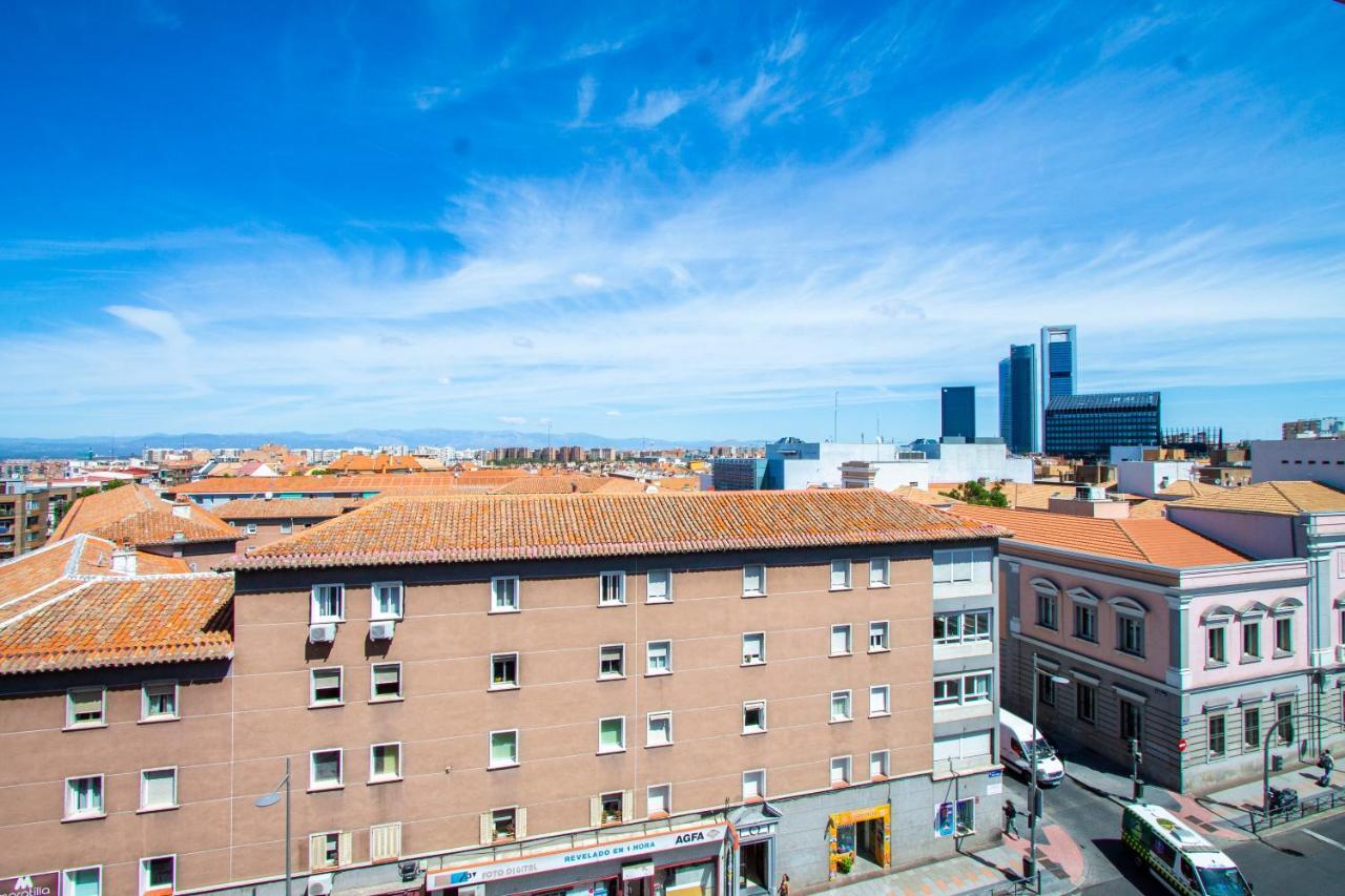 Apartamentos Castilla Luz Business Madrid Dış mekan fotoğraf